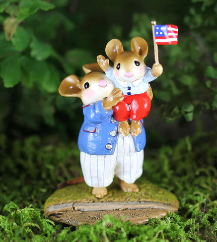 Wee Forest folk M-723 "Parade Pals" Retired