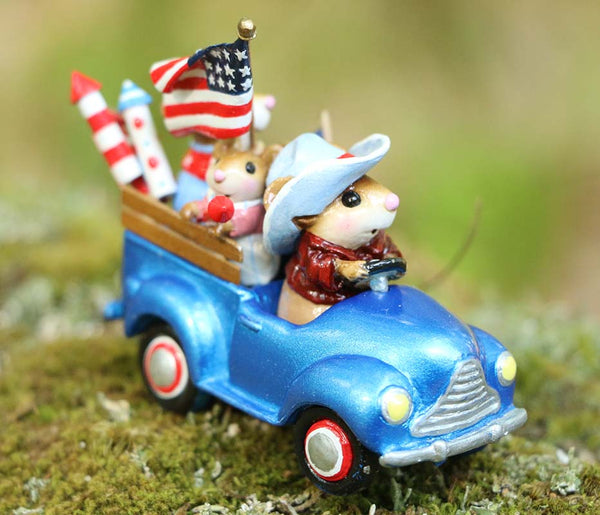 Wee Forest Folk M-270d6 "Patriotic Pickup" Limited
