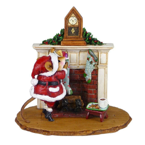 Wee Forest Folk M-471 "A Visit From St. Nick" Retired