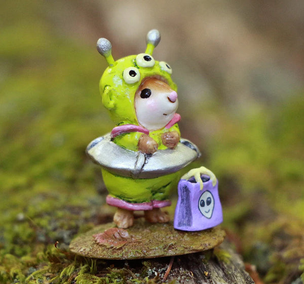 Wee Forest Folk M-702b "Candy Invasion" Limited