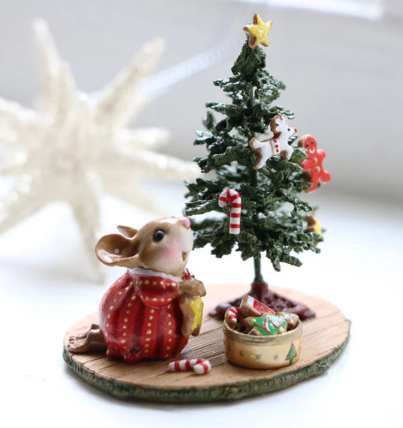 Wee forest Folk M-658 "Tiny Trimmer" Retired