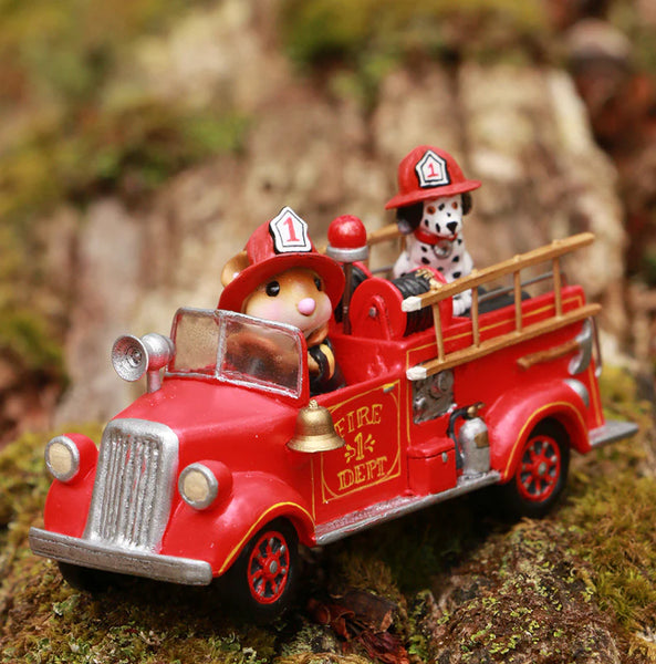 Wee Forest Folk M-767 "Sparky To The Rescue"