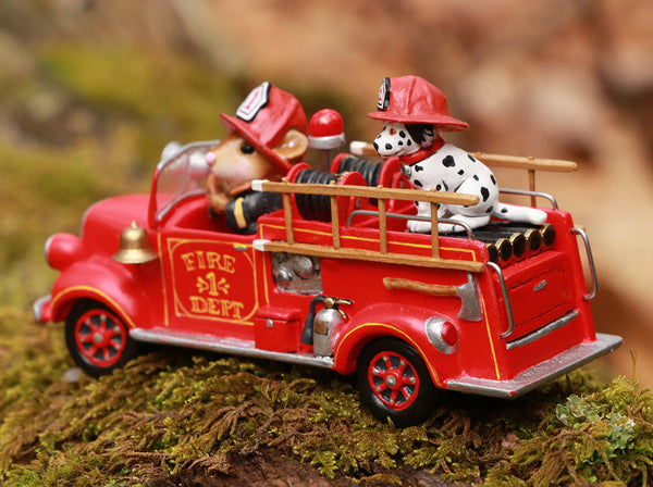 Wee Forest Folk M-767 "Sparky To The Rescue"