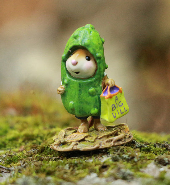 Wee Forest Folk M-669f " In a Pickle" Limited