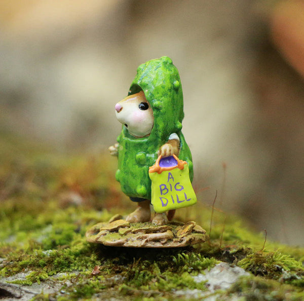 Wee Forest Folk M-669f " In a Pickle" Limited
