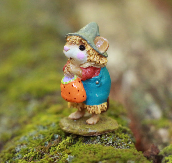 Wee Forest Folk M-397e "The Scarecrow" Limited