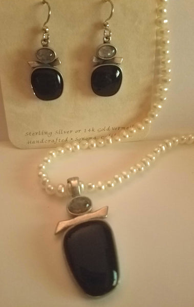 Set of Sterling Silver Necklace & Earrings with Black Onyx/Labradorite and White pearls