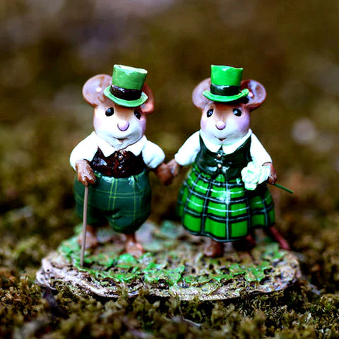 Wee Forest Folk M-701a "Finn & Fiona" Limited