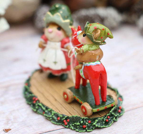Wee Forest Folk M-682 "DALA HORSE ELVES"